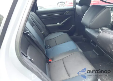 2022 Honda Accord Hybrid Sport z USA, uszkodzony, nr VIN 1HGCV3F20NA045516